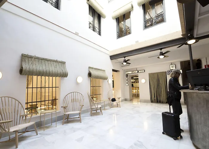 U-Sense For You SevillaHostel